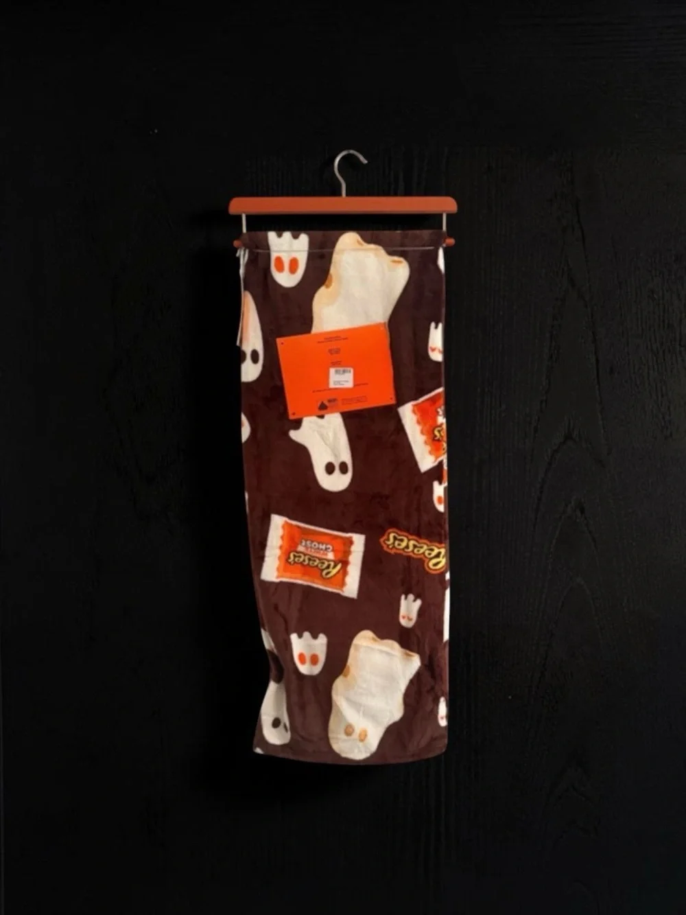 NWT Reese’s blanket oversized